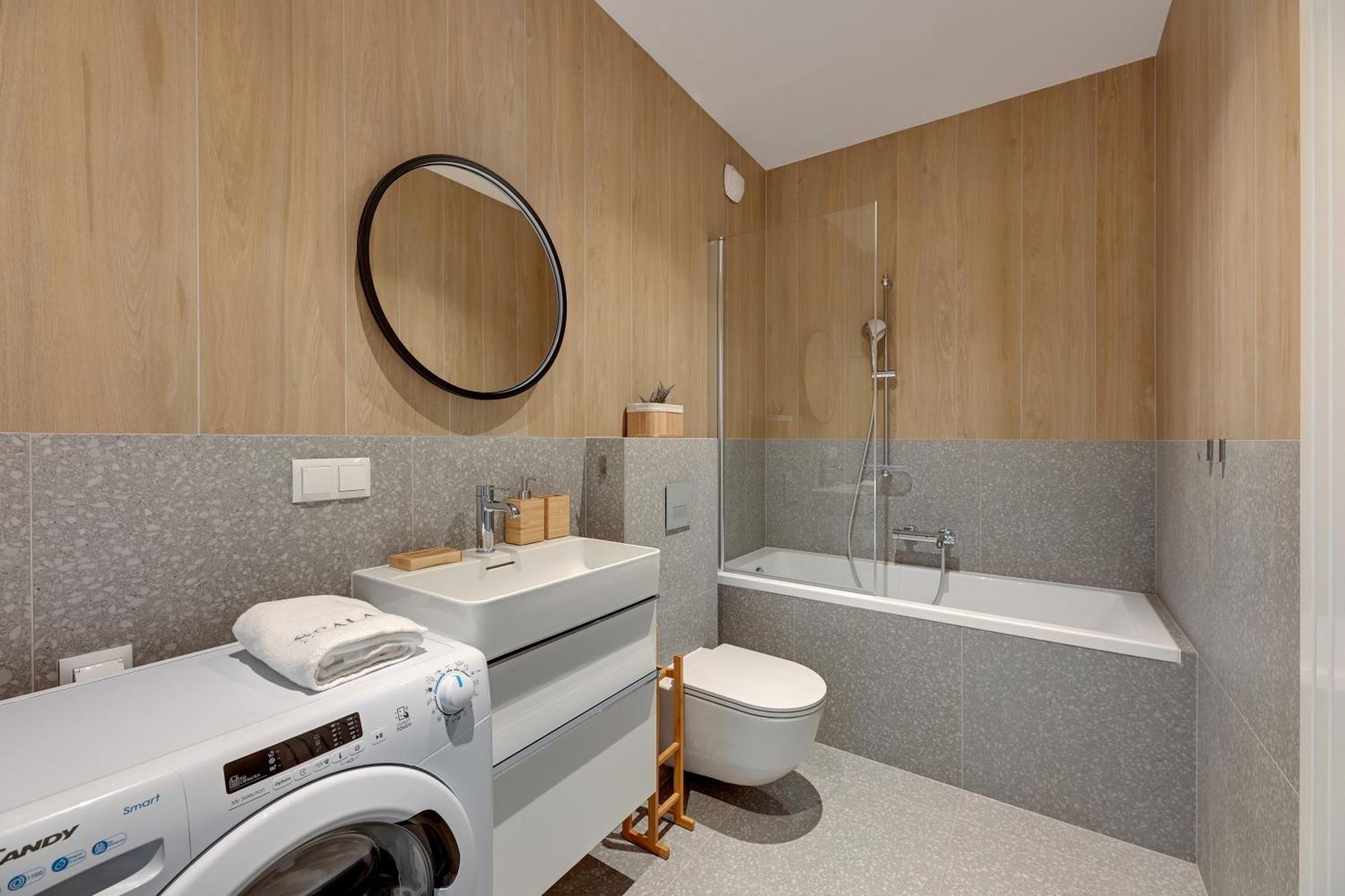 Scala City Center Apartments & Studio By Lion Apartments Гданск Екстериор снимка