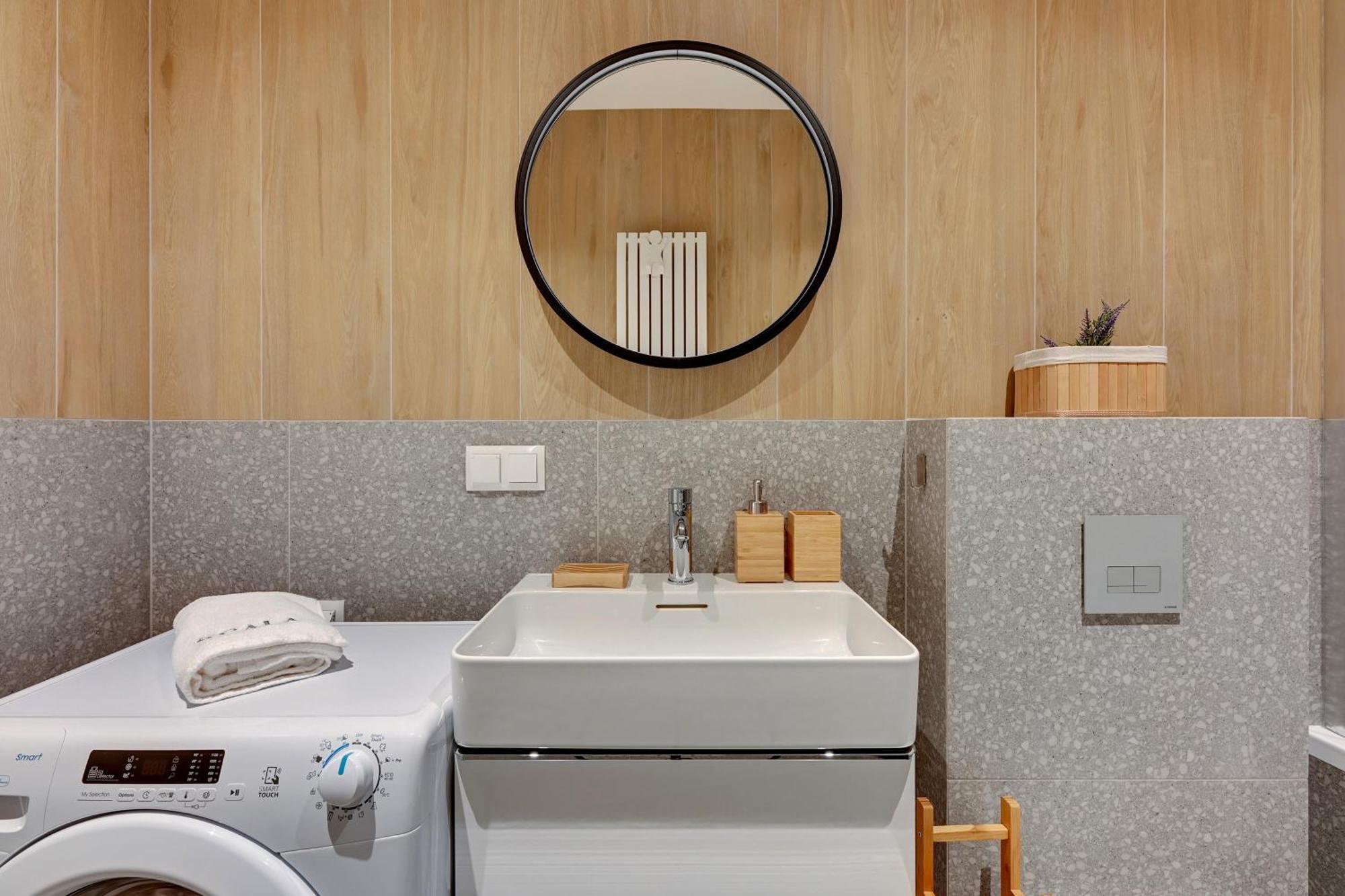 Scala City Center Apartments & Studio By Lion Apartments Гданск Екстериор снимка