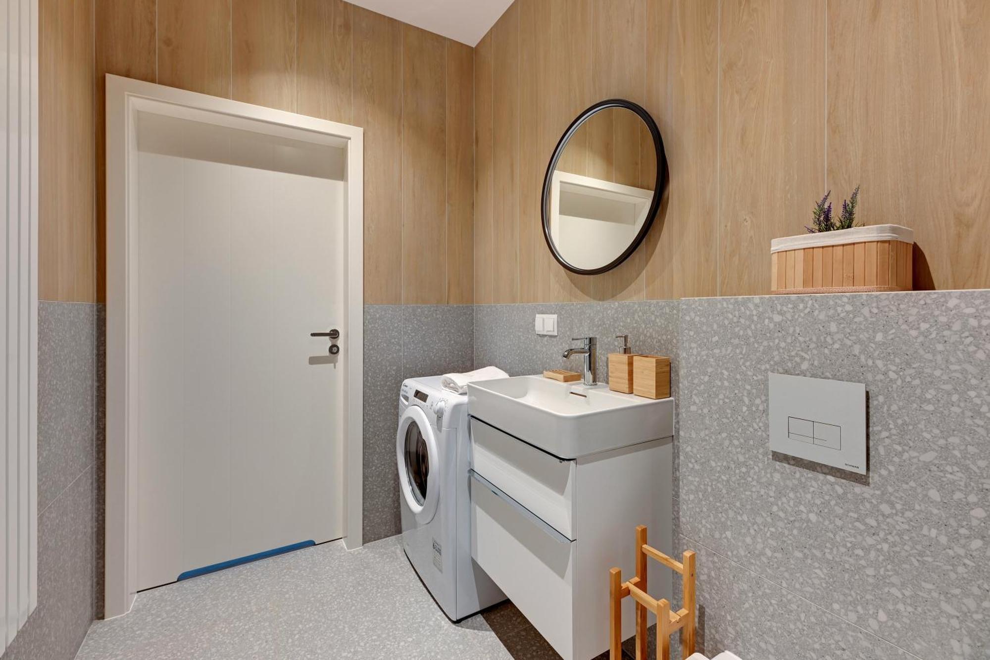 Scala City Center Apartments & Studio By Lion Apartments Гданск Екстериор снимка
