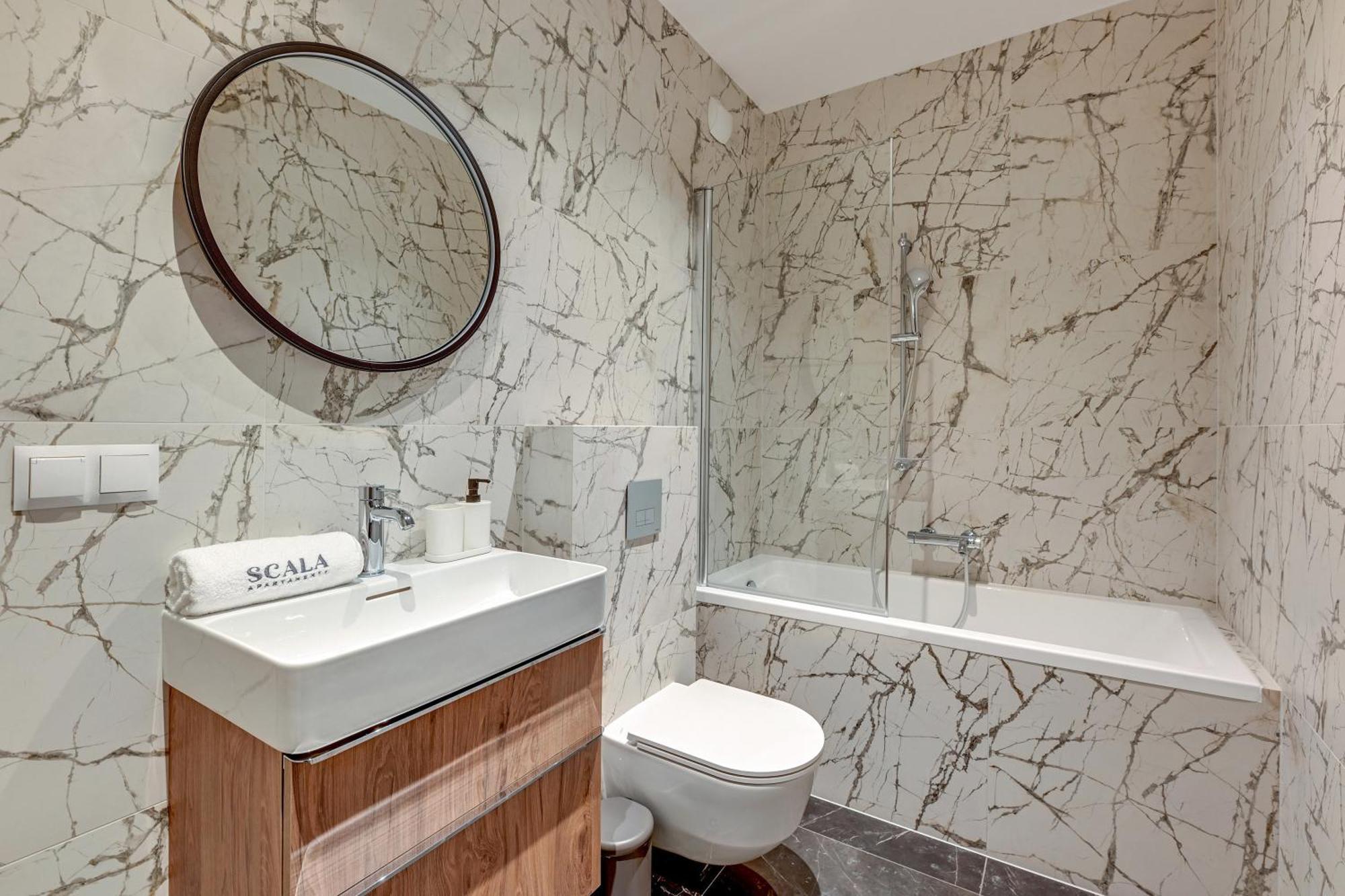 Scala City Center Apartments & Studio By Lion Apartments Гданск Екстериор снимка
