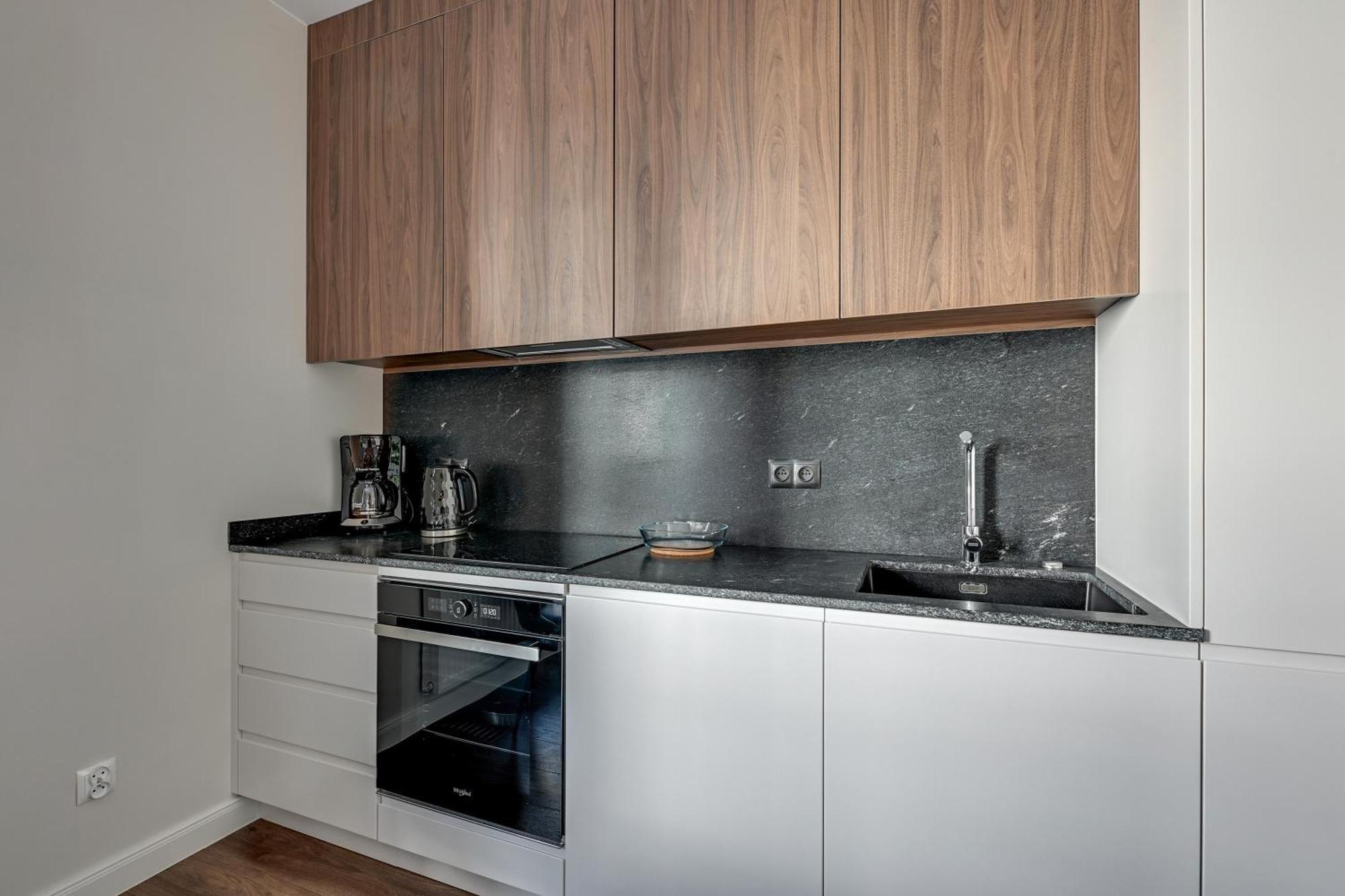 Scala City Center Apartments & Studio By Lion Apartments Гданск Екстериор снимка