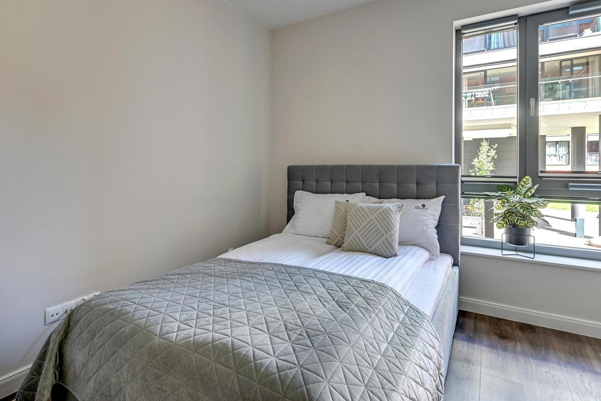 Scala City Center Apartments & Studio By Lion Apartments Гданск Екстериор снимка