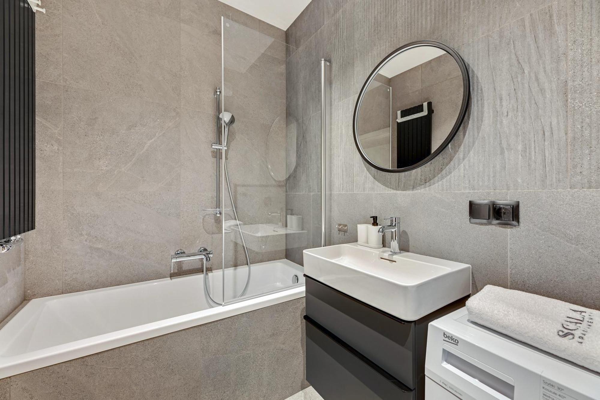 Scala City Center Apartments & Studio By Lion Apartments Гданск Екстериор снимка